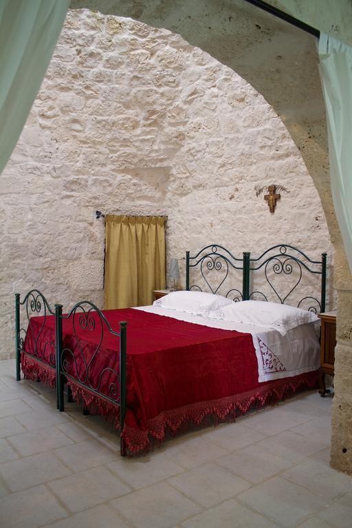 Trulli Sarmenzanello Apartman Noci Szoba fotó